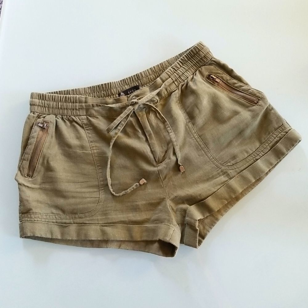 Iris Linen Blend Shorts